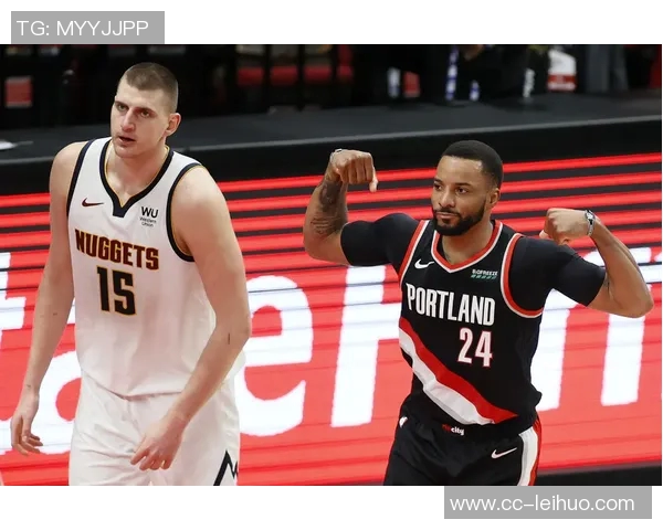 字母哥幽默回应交易传闻自称联盟最受欢迎的辣妹